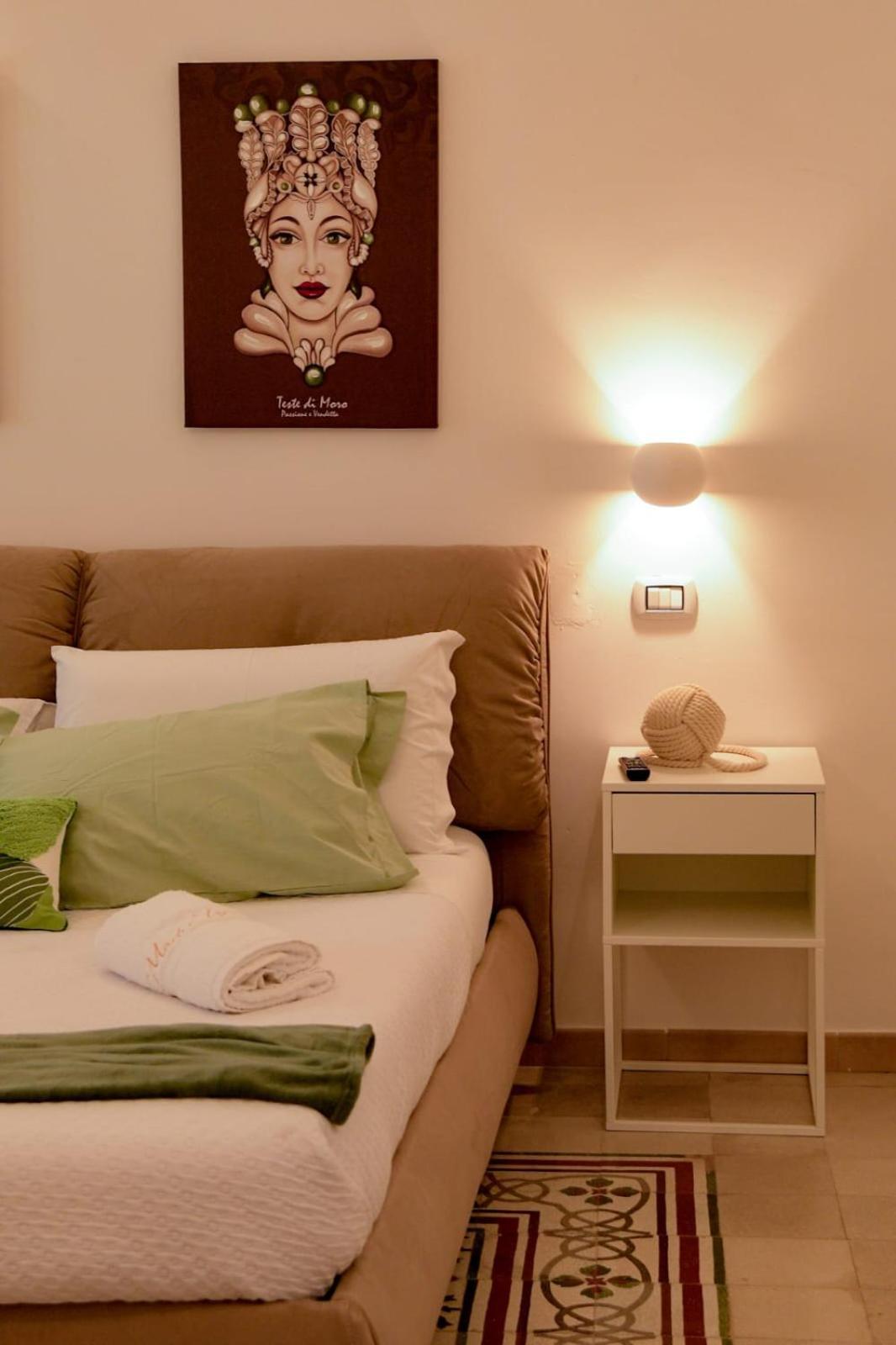 Madre Terra Airport Rooms And Suites Terrasini Bagian luar foto