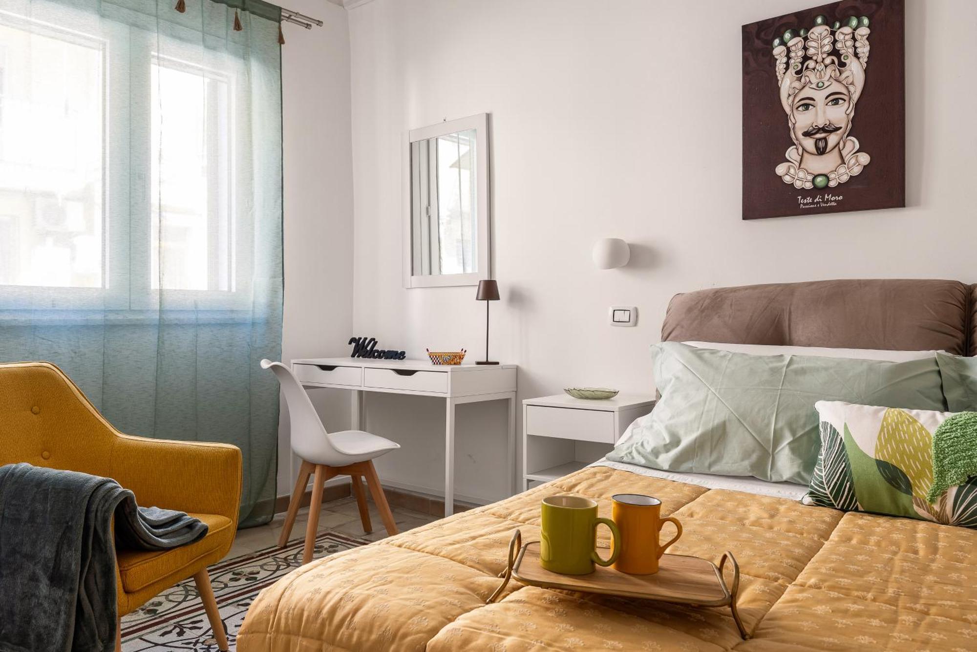 Madre Terra Airport Rooms And Suites Terrasini Bagian luar foto