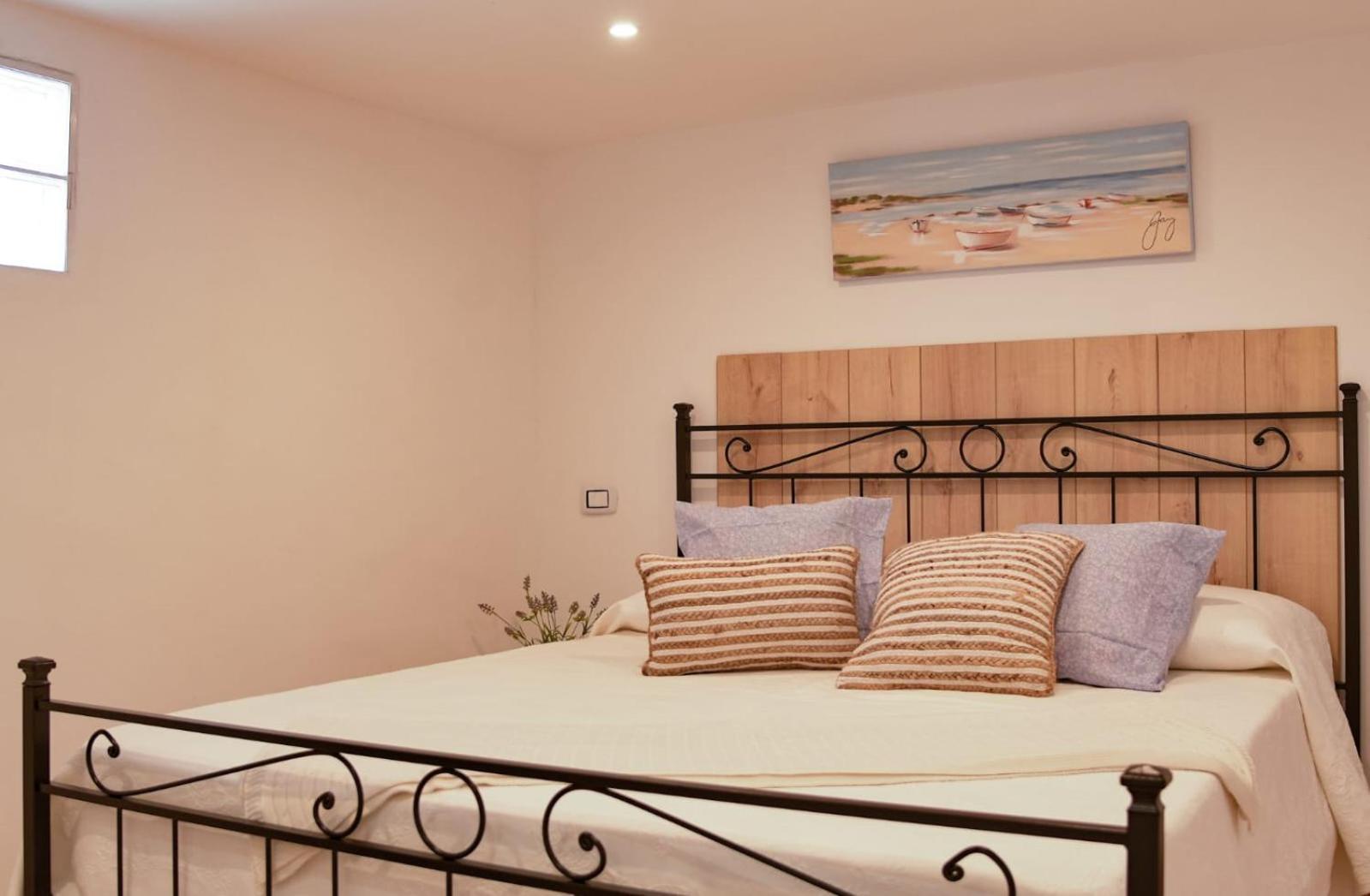 Madre Terra Airport Rooms And Suites Terrasini Bagian luar foto